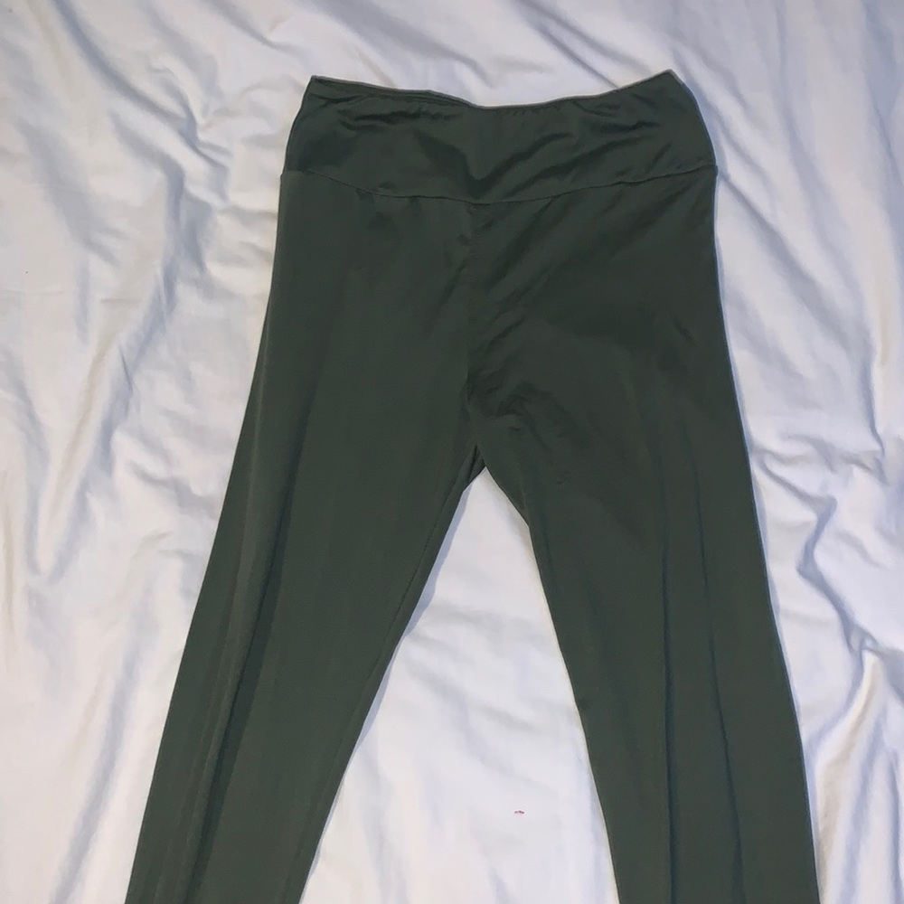 green luluroe leggings